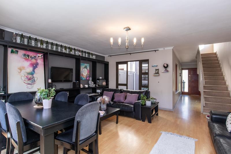 3 Bedroom Property for Sale in Diep River Western Cape